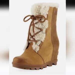 Sorel Brown Shearling Lace-Up Boots